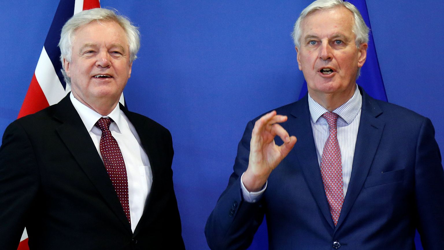 Barnier sulla Brexit: "C'è il testo dell'accordo, ma resta il nodo dell'Irlanda"