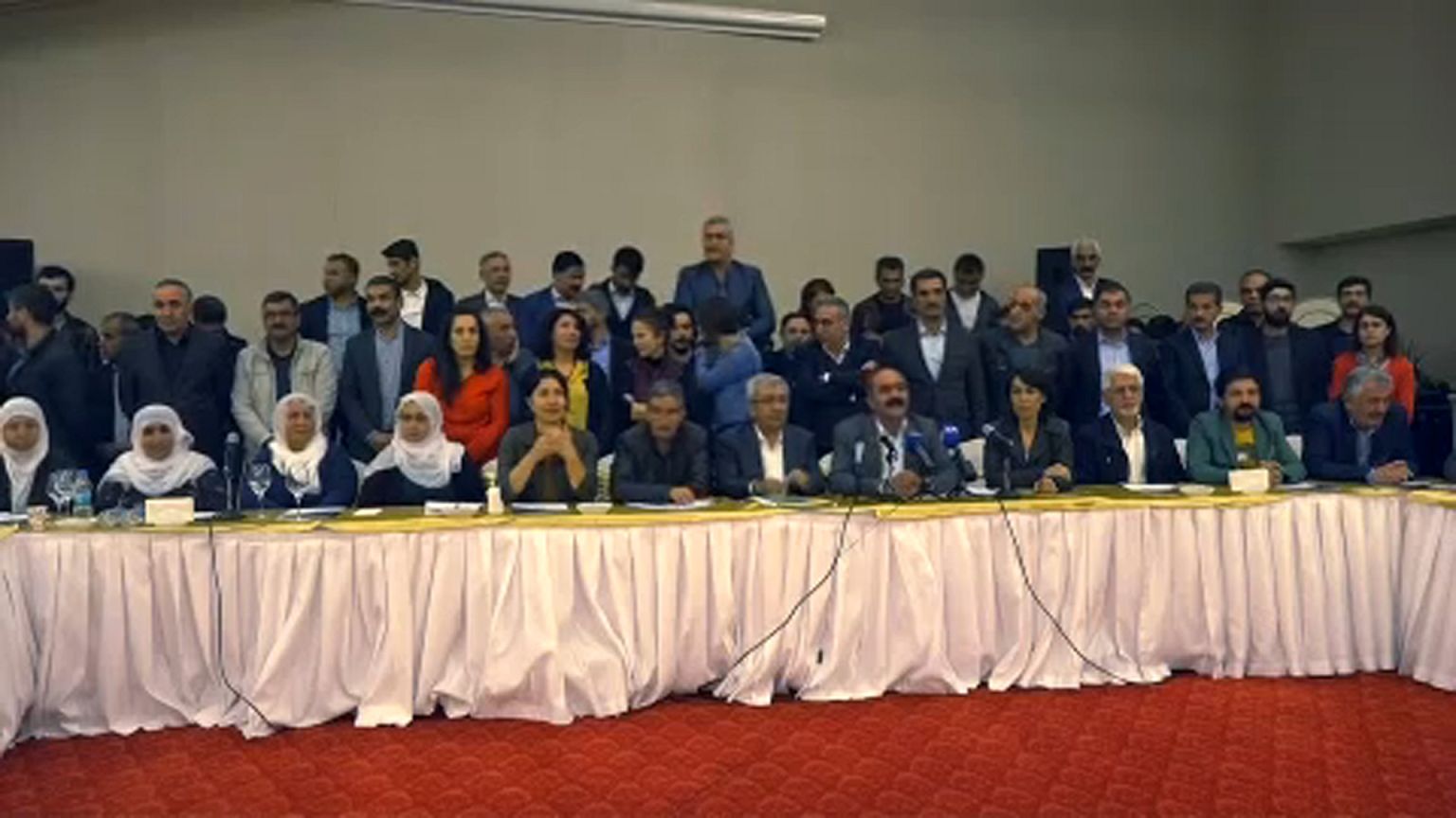 HDP: Να αποχωρήσουν οι τουρκικές δυνάμεις από την Αφρίν