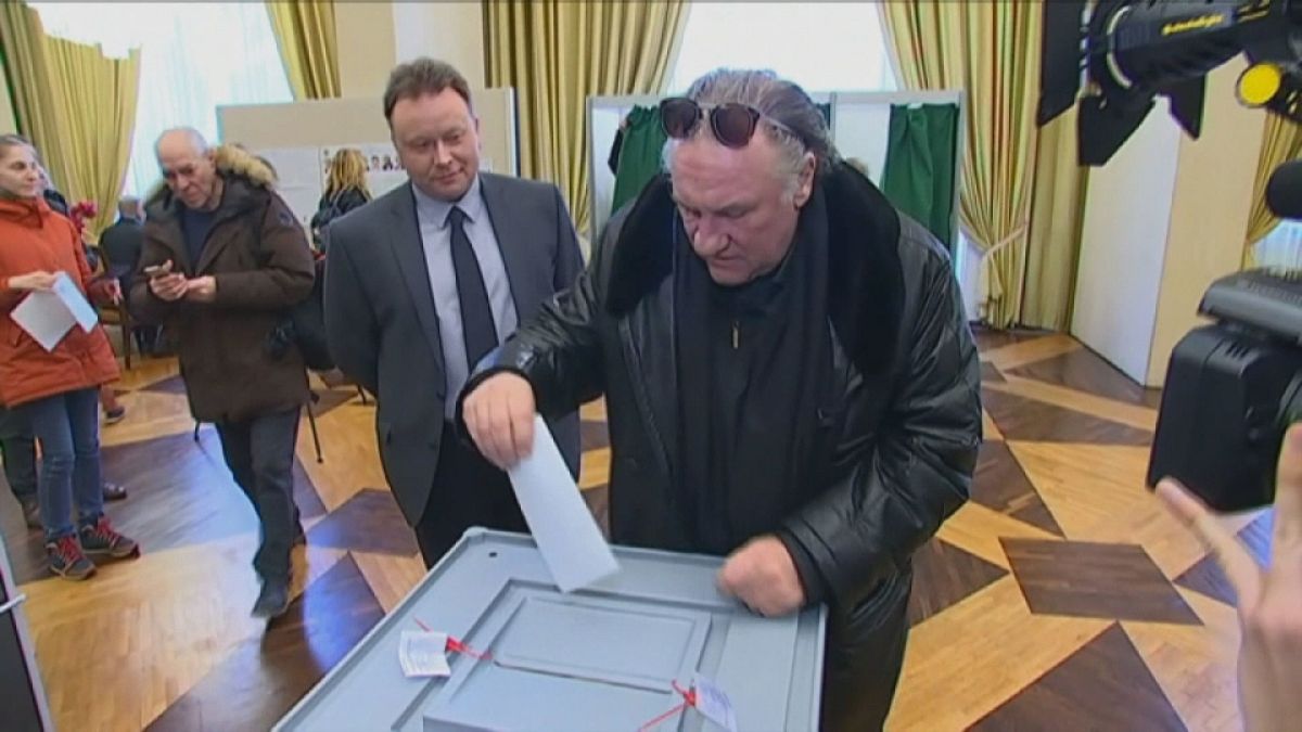 Depardieu wählt bei russischer Präsidentenwahl