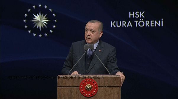 Turquía ampliará su ofensiva contra los kurdos en Siria e Irak Turquía ampliará su ofensiva contra los kurdos en Siria e Irak