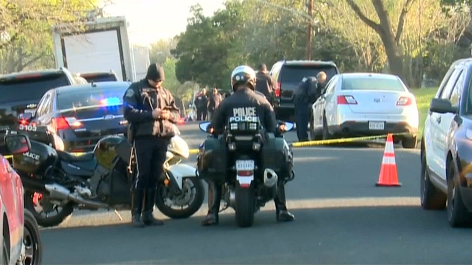 Texas police warn Austin residents to be aware of bombs in public places