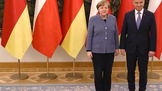 Merkel zum Antrittsbesuch in Warschau