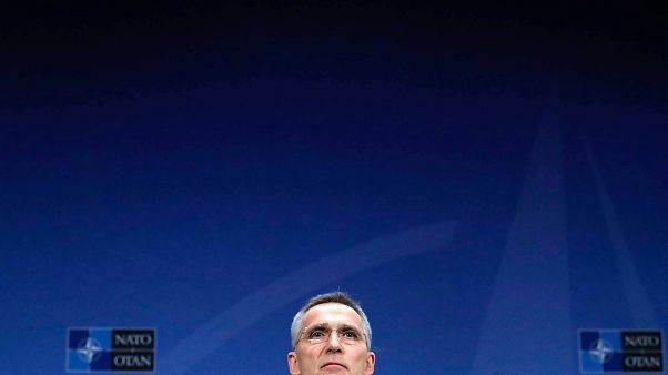 La Nato accusa la Russia nega La Nato accusa la Russia nega