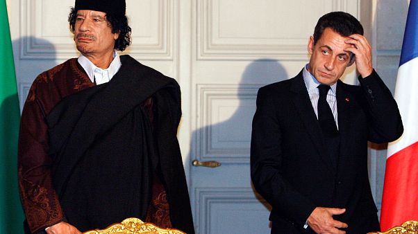 Nicolas Sarkozy in stato di fermo Nicolas Sarkozy in stato di fermo