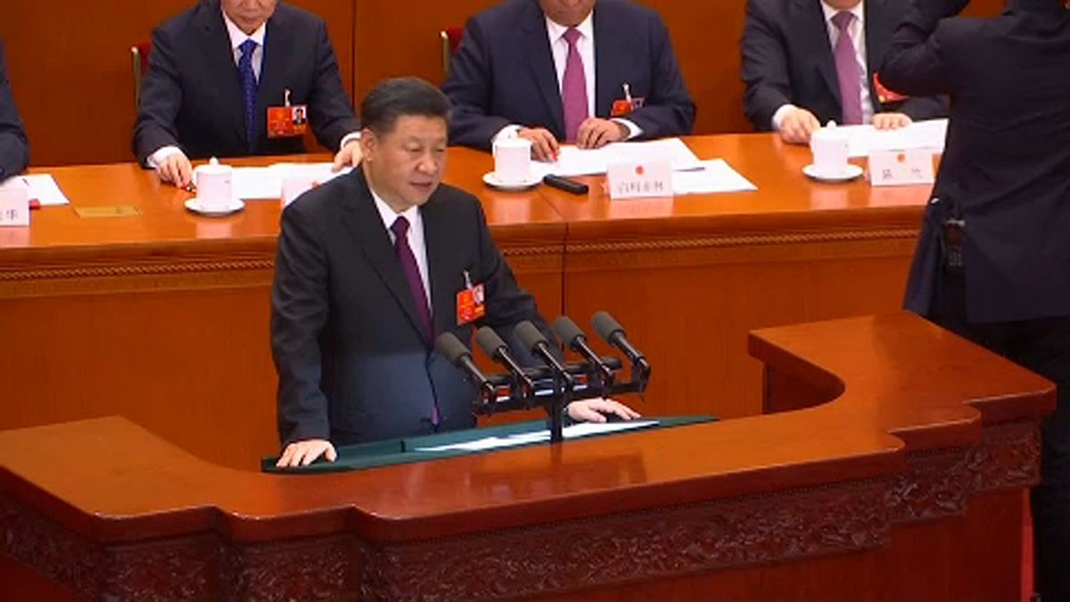 Hszi Csin-ping: "Kína a világ élére tör"