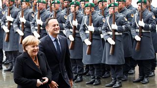 Merkel und Varadkar gegen irisch-nordirische Grenze