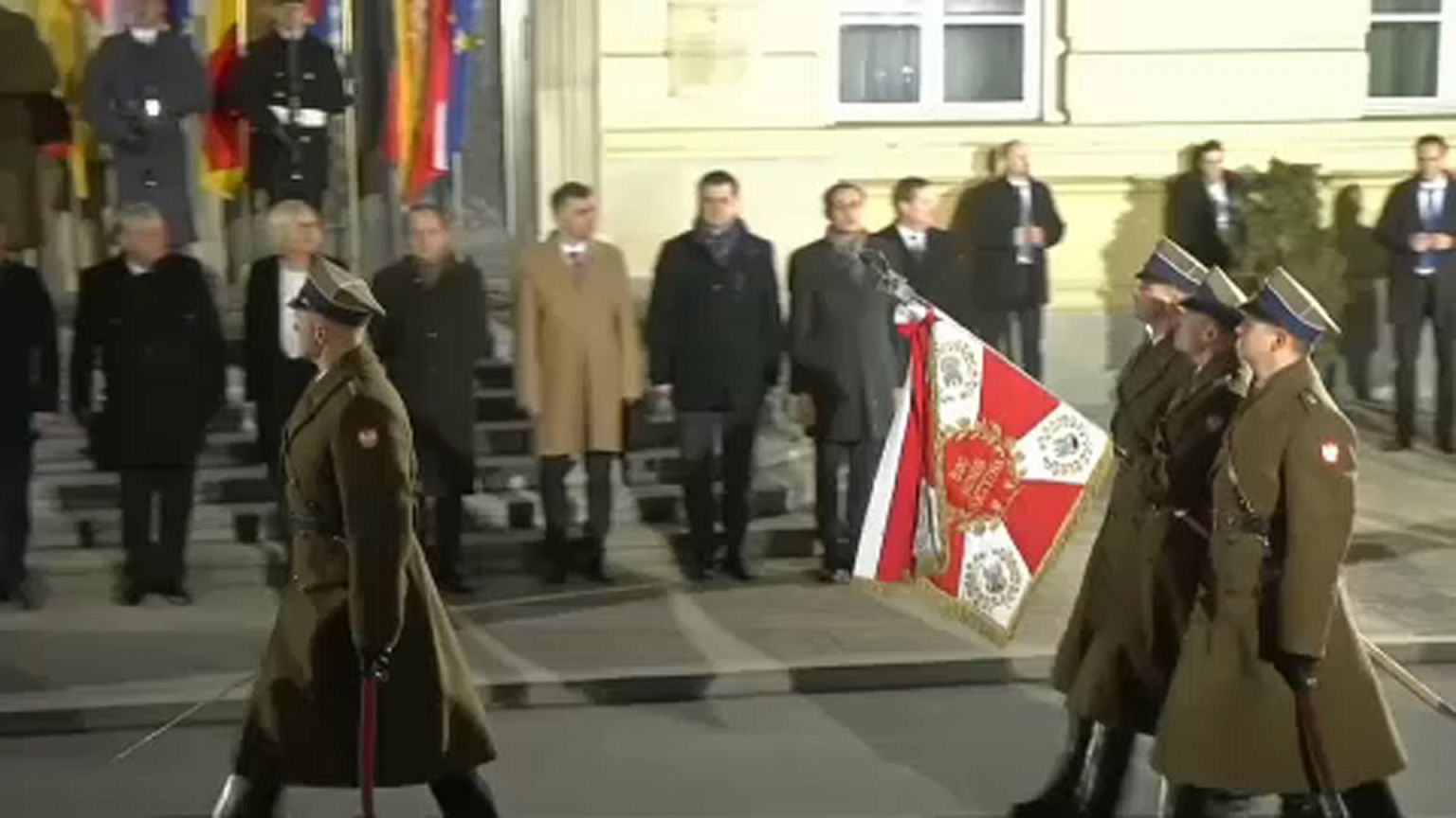 AB'nin Polonya'ya verdiği süre doluyor