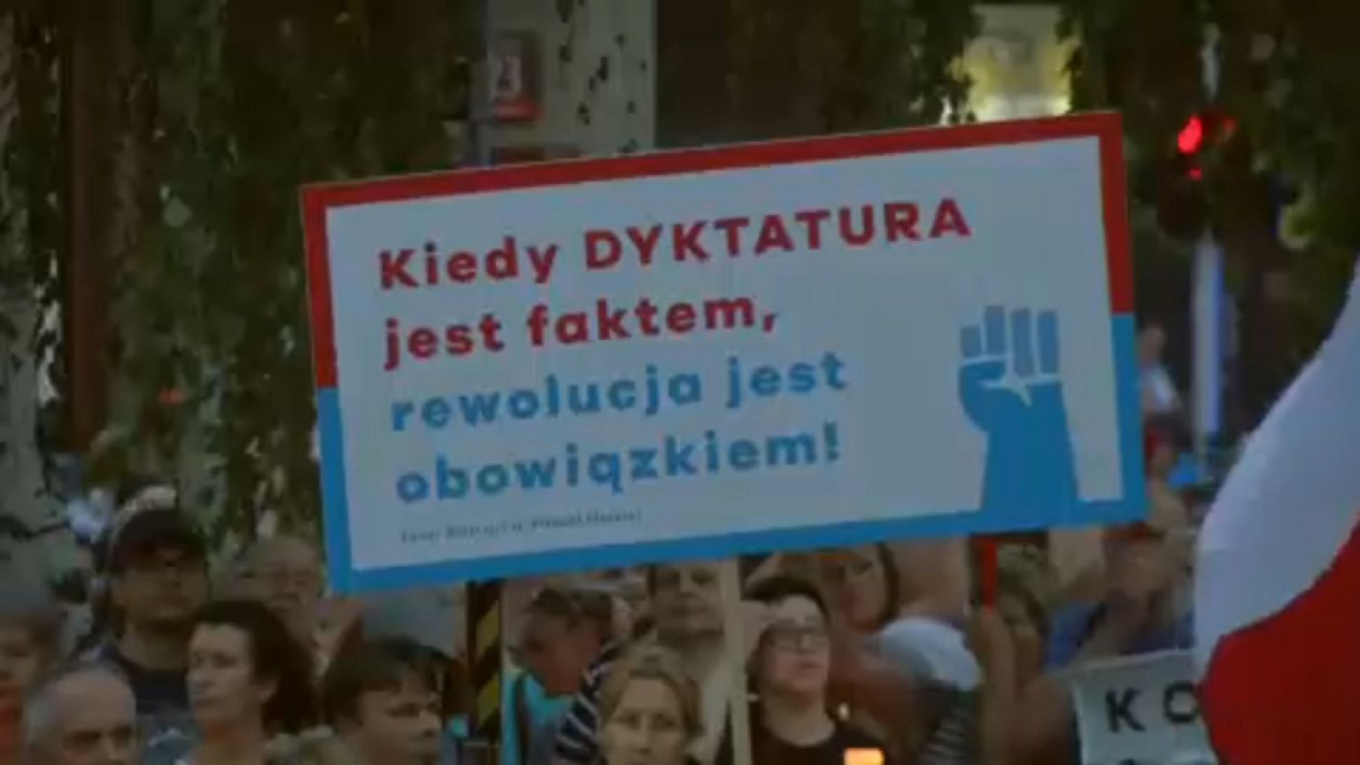 Истекает крайний срок, данный Евросоюзом Польше