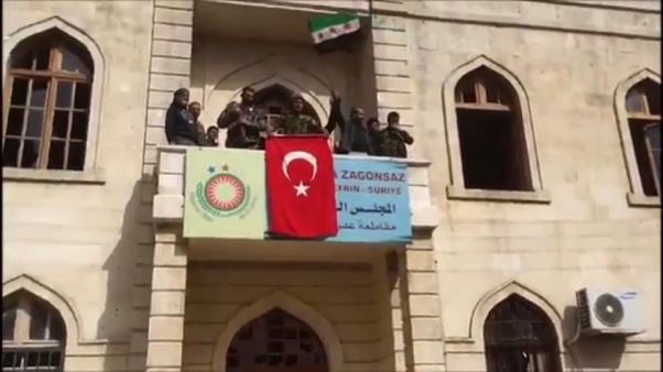 Afrin, Erdogan attacca gli Usa e promette di restare a lungo in Siria Afrin, Erdogan attacca gli Usa e promette di restare a lungo in Siria