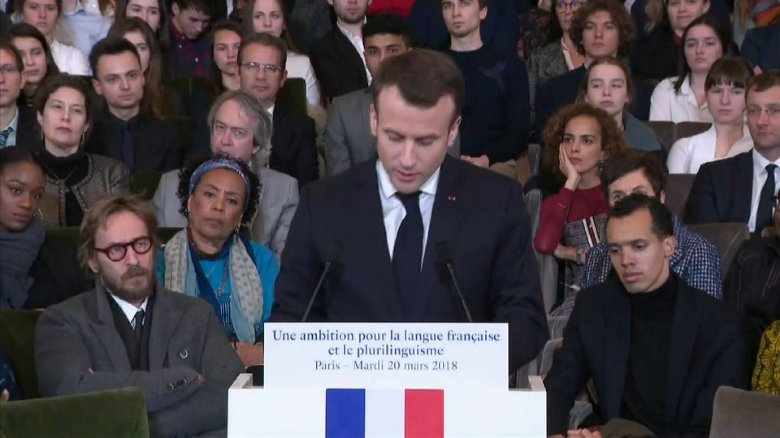 Macron chantre de la langue française 