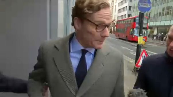 Felfüggesztették a Cambridge Analytica vezérigazgatóját Felfüggesztették a Cambridge Analytica vezérigazgatóját