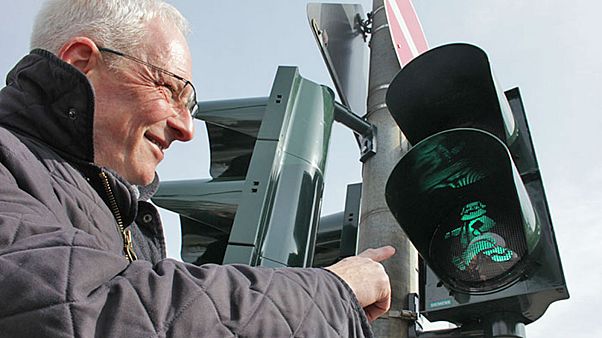 German city installs Karl Marx traffic lights to celebrate philosopher’s birthday German city installs Karl Marx traffic lights to celebrate philosopher’s birthday