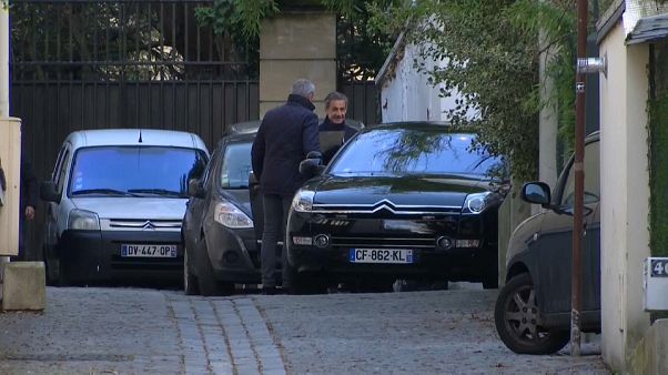Sarkozy declara de nuevo bajo arresto Sarkozy declara de nuevo bajo arresto