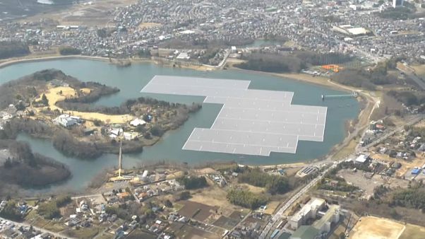 Centrale solaire flottante japonaise Centrale solaire flottante japonaise