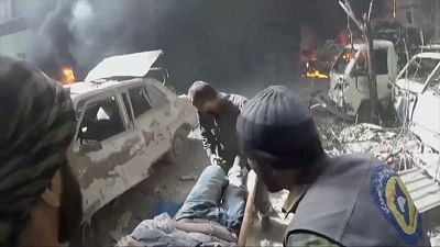 آثار الضربات الجوية والمعارك في مدينة دوما بالغوطة الشرقية