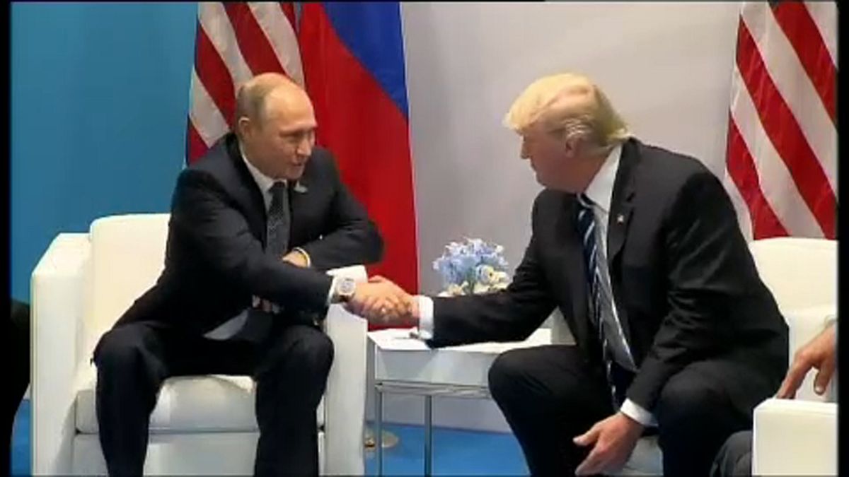 Kreml: lesz Trump-Putyin találkozó