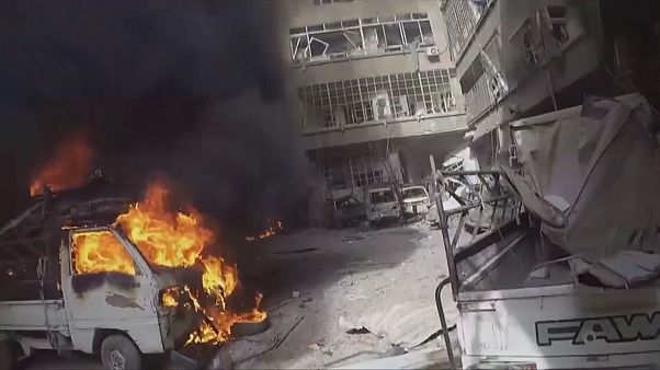 Capacetes Brancos mostram destruição em Ghouta Oriental Capacetes Brancos mostram destruição em Ghouta Oriental