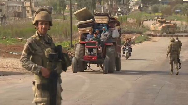 Usa negano accordo con la Turchia per le operazioni contro i curdi Usa negano accordo con la Turchia per le operazioni contro i curdi