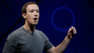 Facebook'un kurucusu Mark Zuckerberg hatasını kabul etti
