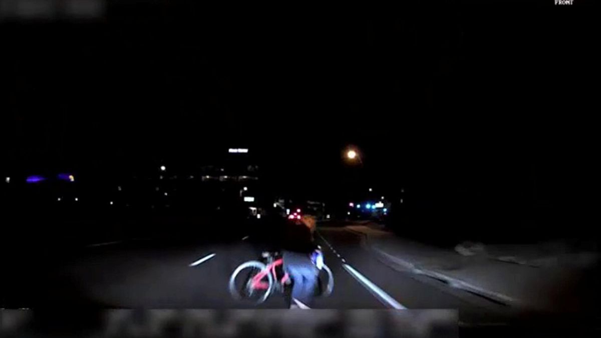 Βίντεο - ντοκουμέντο με παράσυρση πεζής από όχημα της Uber