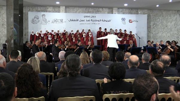جوقة أطفال لبنانية لمكافحة عمالتهم جوقة أطفال لبنانية لمكافحة عمالتهم