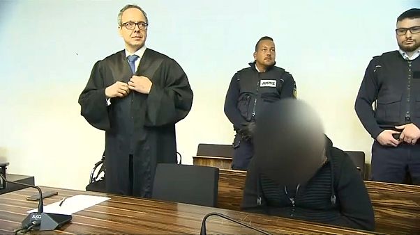 Lebenslänglich wegen Mord an Studentin (19): Gericht in Freiburg verurteilt Hussein K. Lebenslänglich wegen Mord an Studentin (19): Gericht in Freiburg verurteilt Hussein K.