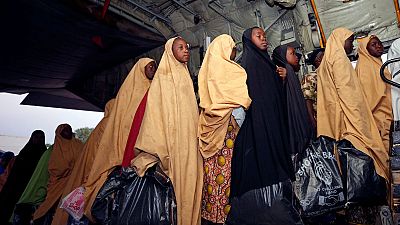 Elengedte az elrabolt lányokat a Boko Haram Nigériában
