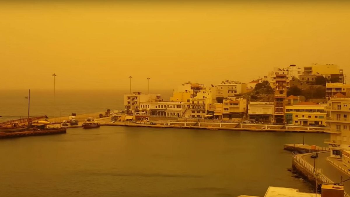 Η αφρικανική σκόνη «έπνιξε» τη μισή Ελλάδα