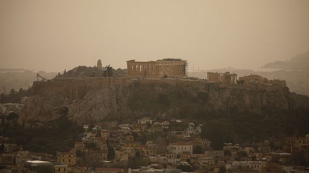 Gelber Saharastaub über Griechenland Gelber Saharastaub über Griechenland