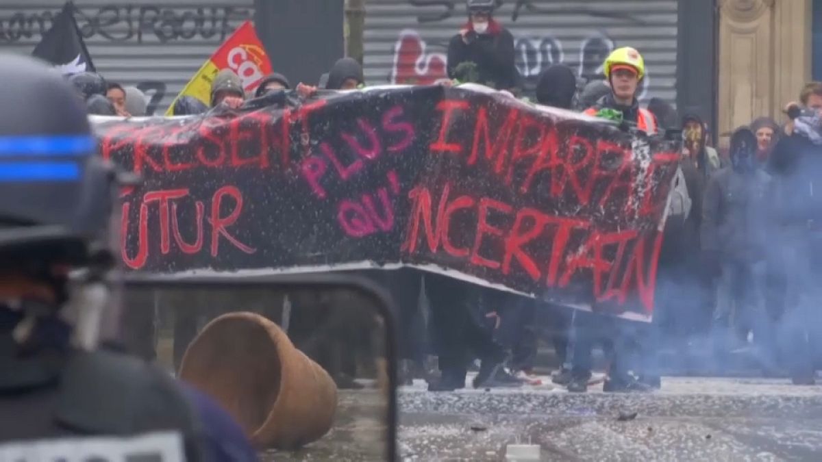 La era Macron vive su primera gran protesta social