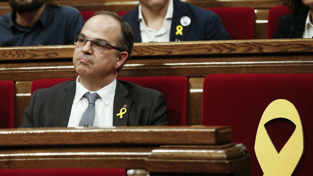 Nem sikerült elnököt választani Katalóniában