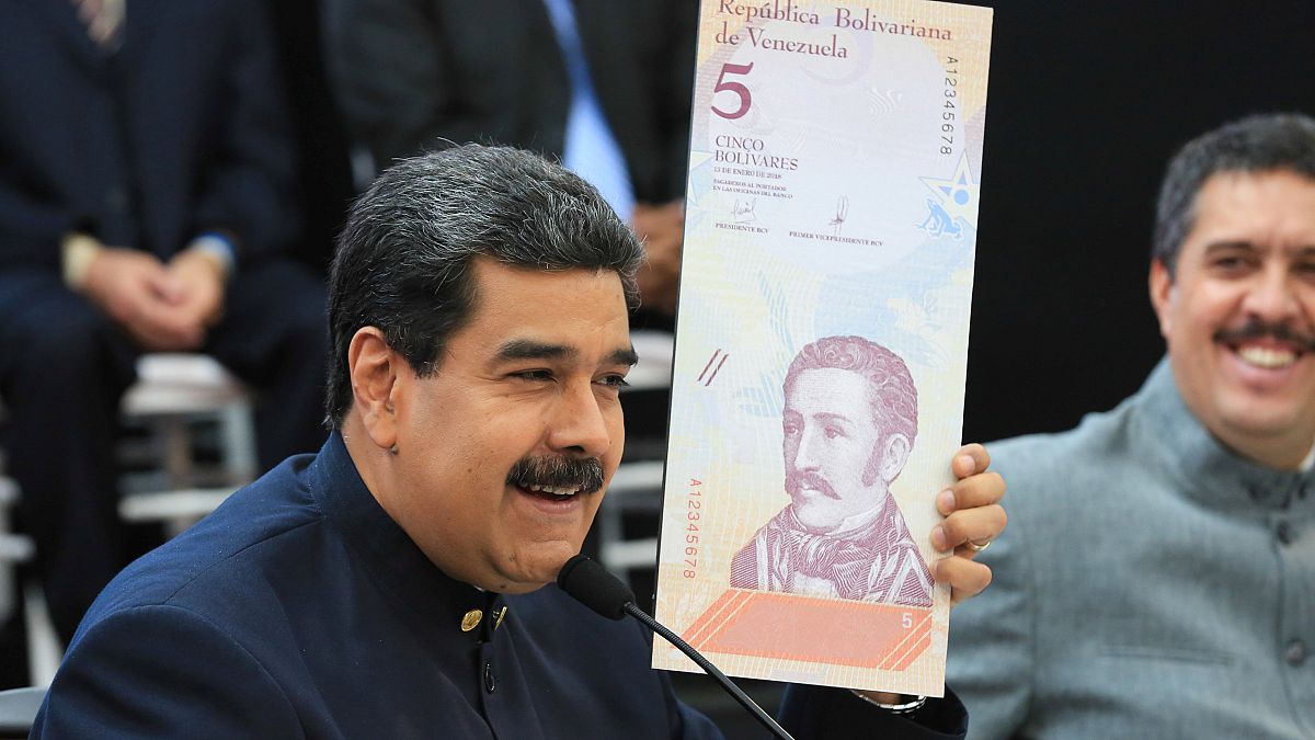 Βενεζουέλα: Ο Μαδούρο αφαιρεί τρία μηδενικά από το μπολίβαρ