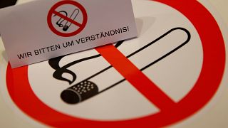 Αυστρία: Η κυβέρνηση κατάργησε την απαγόρευση καπνίσματος!