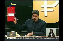 Venezuela, contro l'iperinflazione Maduro lancia il "Bolivar sovrano"