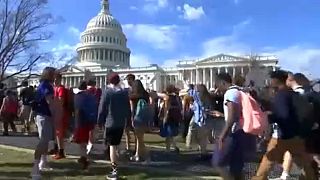 Öğrenciler Washington'da silahlanma yasaları için büyük yürüyüşe hazırlanıyor