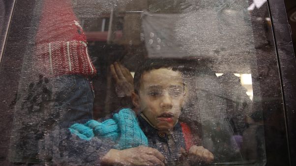 دوما أخر حصون المعارضة في الغوطة تستعد للتسليم دوما أخر حصون المعارضة في الغوطة تستعد للتسليم