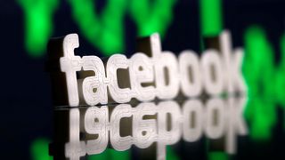 استجابات لوسم "إحذف فيسبوك" وخسائر بالمليارات لموقع التواصل الأشهر