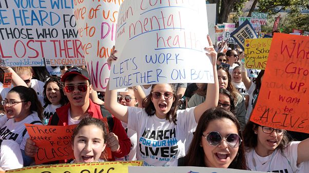 ΗΠΑ: Στους δρόμους οι μαθητές ενάντια στα όπλα ΗΠΑ: Στους δρόμους οι μαθητές ενάντια στα όπλα
