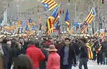 Puigdemont mellett tüntettek Barcelonában