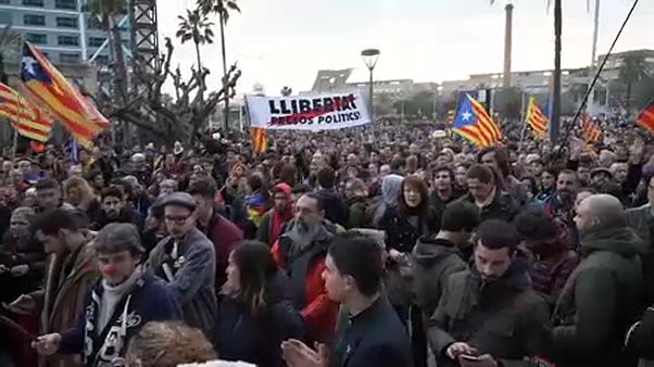 Tüntetés Puigdemont letartóztatása miatt Tüntetés Puigdemont letartóztatása miatt