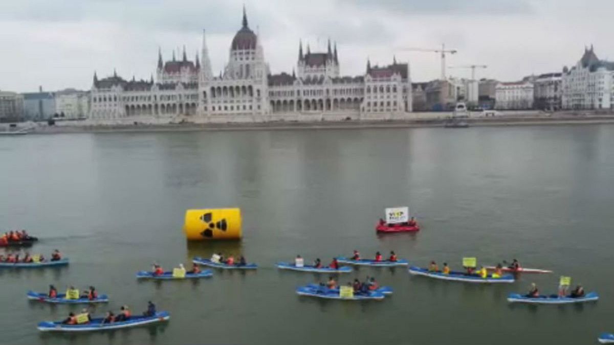 Βουδαπέστη: Η Greenpeace εναντίον της επέκτασης πυρηνικού εργοστασίου