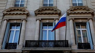 Prétexte Consulat de Russie aux Etats-Unis.