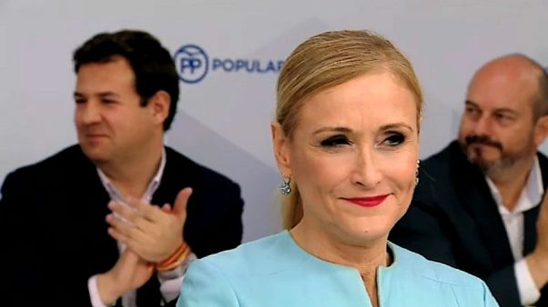 Cifuentes califica la polémica sobre su máster de persecución política Cifuentes califica la polémica sobre su máster de persecución política