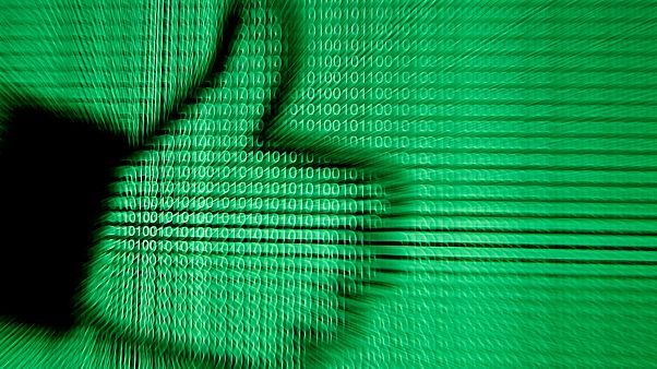Caso Cambridge Analytica: Facebook sob investigação Caso Cambridge Analytica: Facebook sob investigação