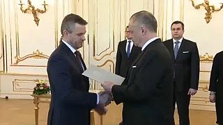 Bizalmat kapott az új szlovák kormány