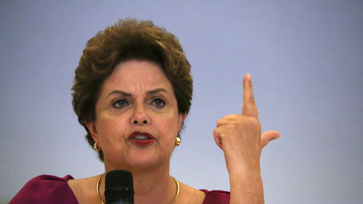 Dilma diz que "não há plano B" e Lula será candidato