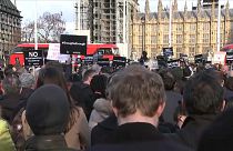 احتجاجات أمام البرلمان البريطاني ضدّ زعيم حزب العمال لاتهامه بمعاداة السامية