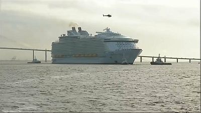 The Symphony of the Seas casts off in Saint-Nazaire