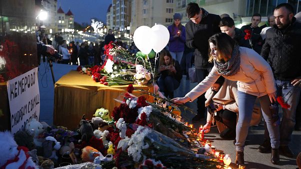 Ρωσία: Ξέσπασμα οργής για την φονική πυρκαγιά στο Κεμέροβο Ρωσία: Ξέσπασμα οργής για την φονική πυρκαγιά στο Κεμέροβο