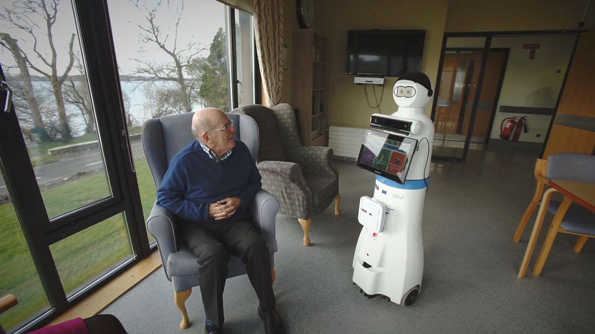 «ماریو» رباتی که به بیماران مبتلا به زوال عقل کمک می‌کند